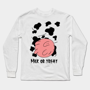 milk or treat cow halloween costume  for adults and kids Long Sleeve T-Shirt